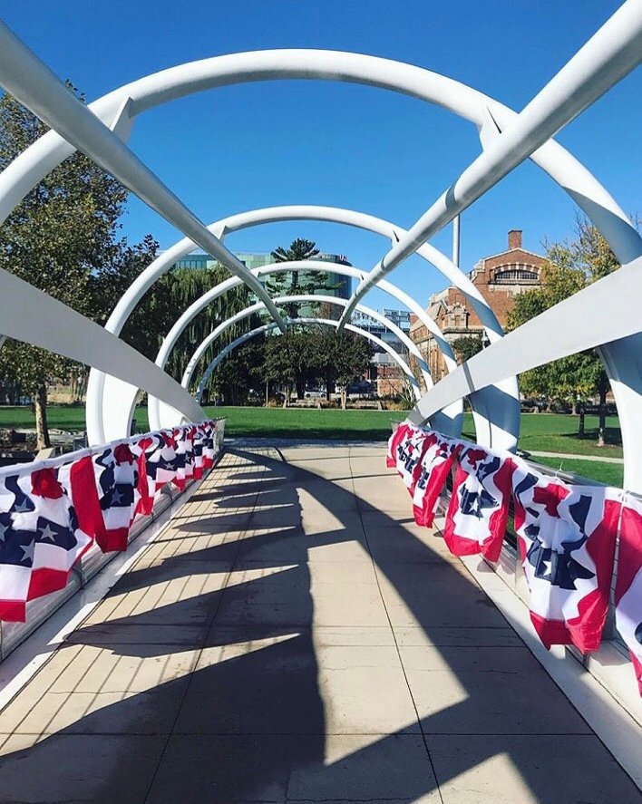 thekelvindc's tweet photo. Love to see π the @capitolriverfront all decked out for @mlbβs #WorldSeriesWeek in support of our team @nationals βΎοΈβ€οΈπ Letβs go for that BIG curly W! π #FINISHTHEFIGHT #LetsGoNats https://t.co/vKnmE2esI4