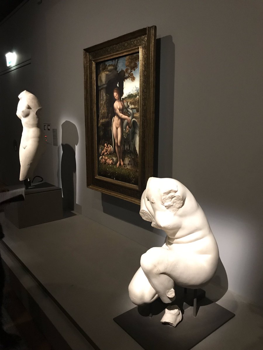 MilovanCavor's tweet image. L’ #expoLeonard ouvre demain au @MuseeLouvre et c’est un enchantement: beauté des œuvres, intelligence du propos, sobriété et élégance de la scénographie....
#ANePasManquer, et sous aucun prétexte