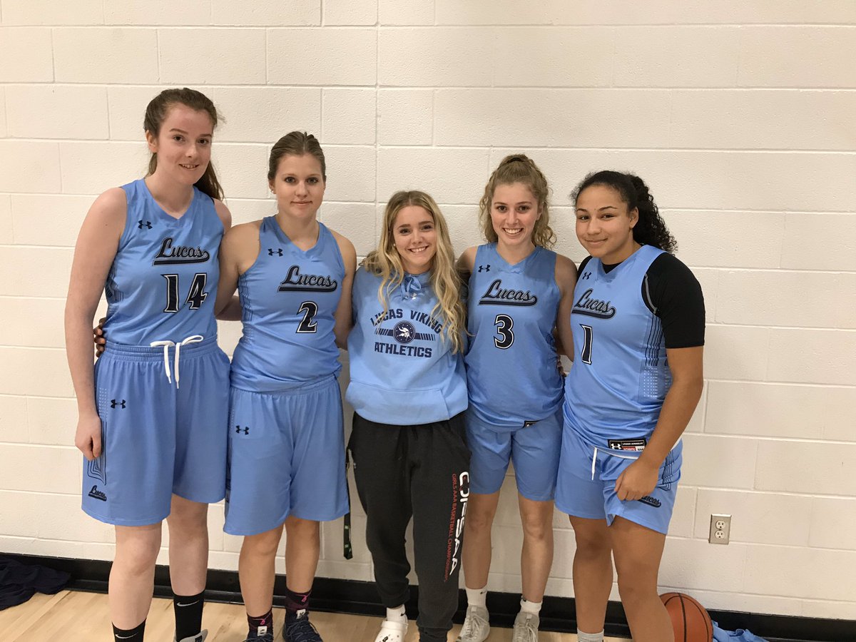 LucasGirlsBball's tweet photo. The grads signing the legacy ball! https://t.co/etRee4BBlB