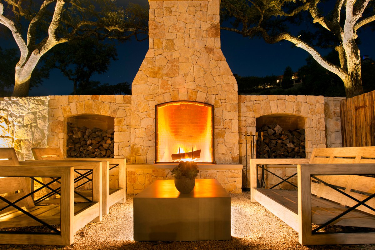 TXOutdoorLights's tweet photo. With outdoor lights, there’s no reason to stop the fun before your done. Call us today to extend your fun (512) 504-3030

#texasoutdoorlighting #lighting #texas #outdoorlighting #homelighting #familyowned #homeimprovement #homesafety #familytime #qualitytime #veteranowned #ATX https://t.co/jtkbsI3vJz