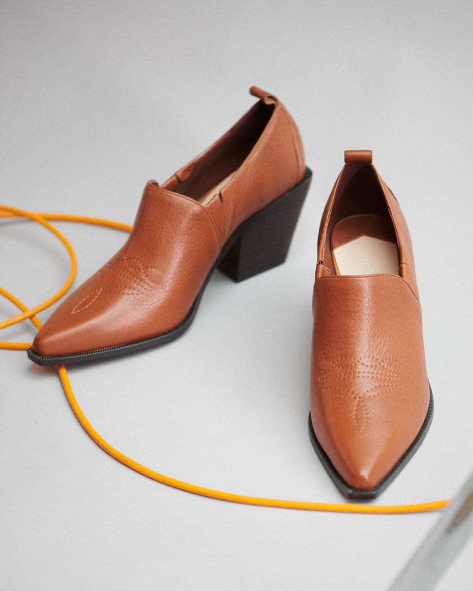 BALANCED TRENDS | Key Accessories. 
#IamwhatIam #violetabymango #violetafw19