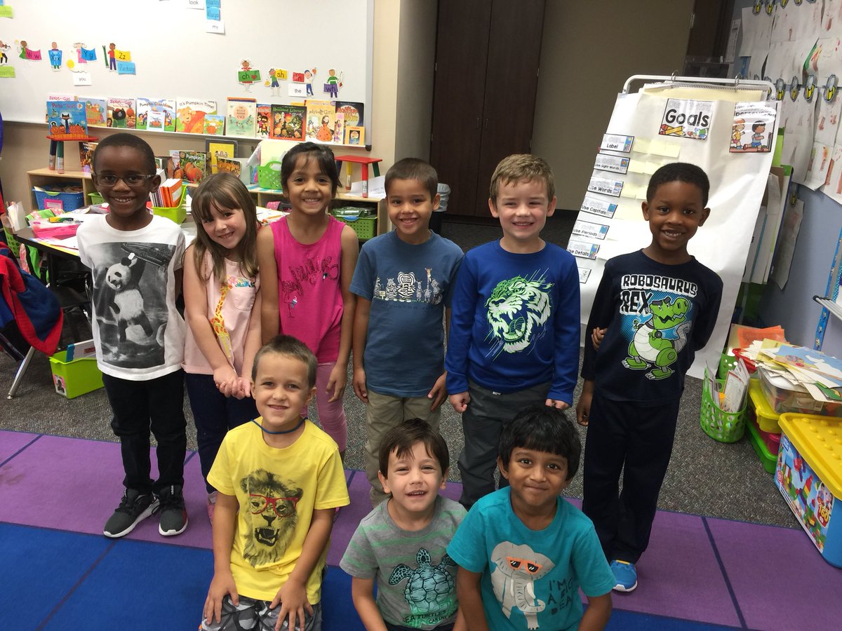 weslaurieowens's tweet photo. We are “Wild” about our bright futures! Day 3 of Red Ribbon Week. @TISDWES @HugginsKandy https://t.co/KpeepChvVQ
