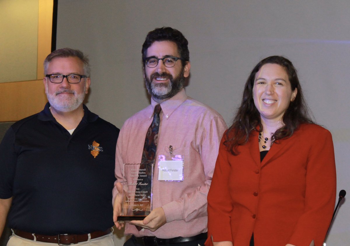 Congratulations to Mr. Fenster who was honored as the Secondary Social Studies Teacher of the Year by the New Jersey Council for the Social Studies at their annual conference! @hhsfenster @BoroHigh <a href="/HillsboroughBOE/">HillsboroughSchools</a> <a href="/NJCSSNetwork/">NJ Social Studies</a>