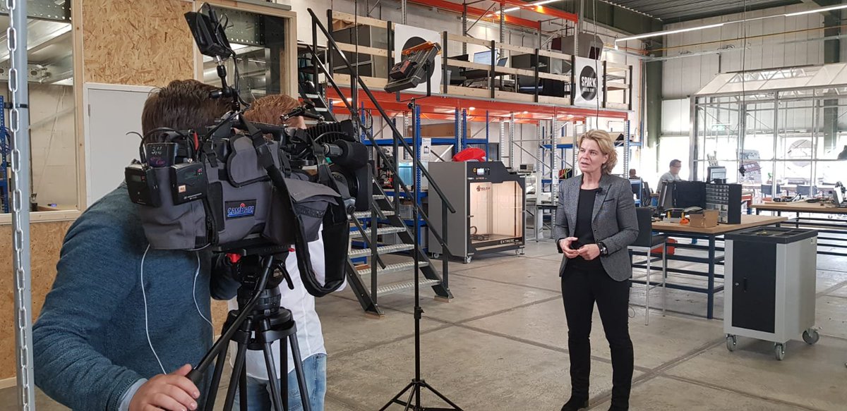 <a href="/RTLZ/">RTL Z</a> in da house! Over de makers zone, talent in al haar verscheidenheid en gewoon 'doen'! <a href="/CassandraVugts/">Cassandra Vugts</a> vertelt er alles over, binnenkort op 📺