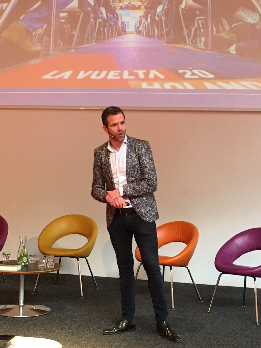 MHooglander's tweet photo. Mooi verhaal bij inspiratiesessie van Bram Tankink bij Zakendoen in Spanje in @Breda. #lavueltaholanda #Spanje #bredabrengthetsamen @KVK_NL @de_BIZ @basvangerwen https://t.co/tLqrKx6VaF