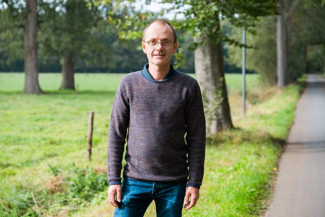GroenAalter's tweet image. 🌳Bart Dobbelaere telde bomen in Maria-Aalter: 15% is doorheen de jaren verdwenen en niet opnieuw aangeplant.

@miekeschauv vroeg daarom op de gemeenteraad om álle bomen te inventariseren mét gezondheidsscore en daaraan een boombeheerplan te koppelen.🌳

groenaalter.be/gatenkaas_lang…