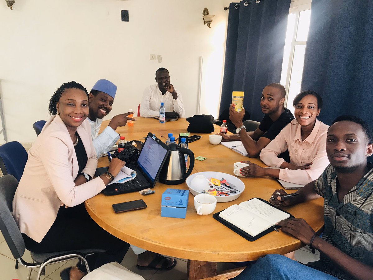 culturelles_org's tweet photo. Hey le grin  😎 
Notre dream team vous a manqué ? 

Pas d’inquiétude ils sont déjà en action pour une nouvelle saison de votre émission préférée #LInstantThe... Un Max de nouveautés arrivent 👊🏽

Quelques selfies en attendant le thé 🍵 

Adannnnnnn dron ! https://t.co/EBsPm7GgA2