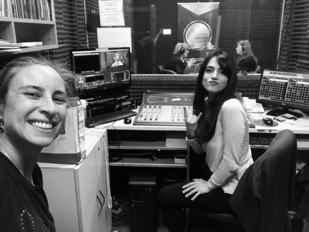 ComoesposibleOK's tweet photo. Ya estamos con @Abilassalle @mica_cendra y July esperando a @crisromero10 en @conexionabierta para hacer @ComoesposibleOK 
Escúchanos a partir de las 13 en https://t.co/CnasUatO2D https://t.co/dZPNghpnlT