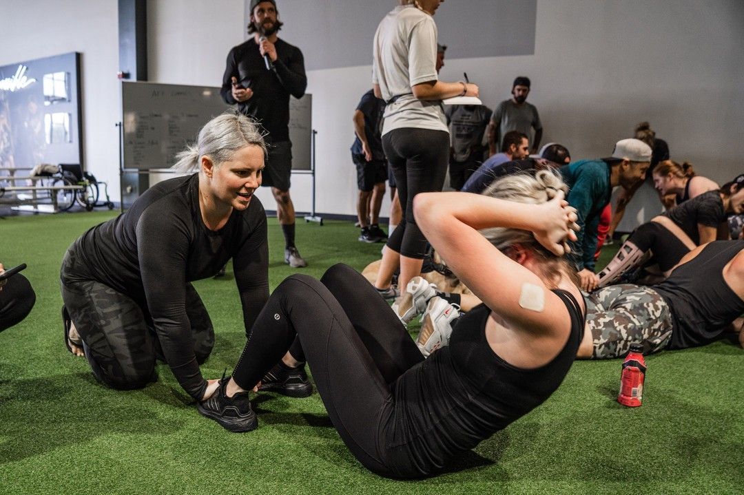 ATF_Tribe's tweet photo. A strong community starts with a strong core. Even if you need your tribe to hold your feet every once in a while!

#ATF17Leah #ATF17 #ATFtribe #DefyImpossible #StopComplainingStartAdapting #AdaptiveAthlete #womencrushwensday https://t.co/EEScFiI6Dc