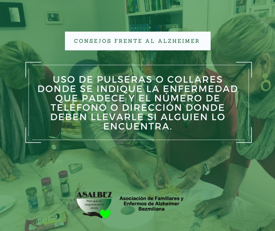 Cuando la enfermedad va avanzando es útil el uso de pulseras o collares donde se indique que la persona padece alzheimer y el teléfono o dirección donde deben llevarle si alguien lo encuentra en caso de pérdida de la persona 💚 
.
.
#Alzheimer #Asalbez #RincondelaVictoria