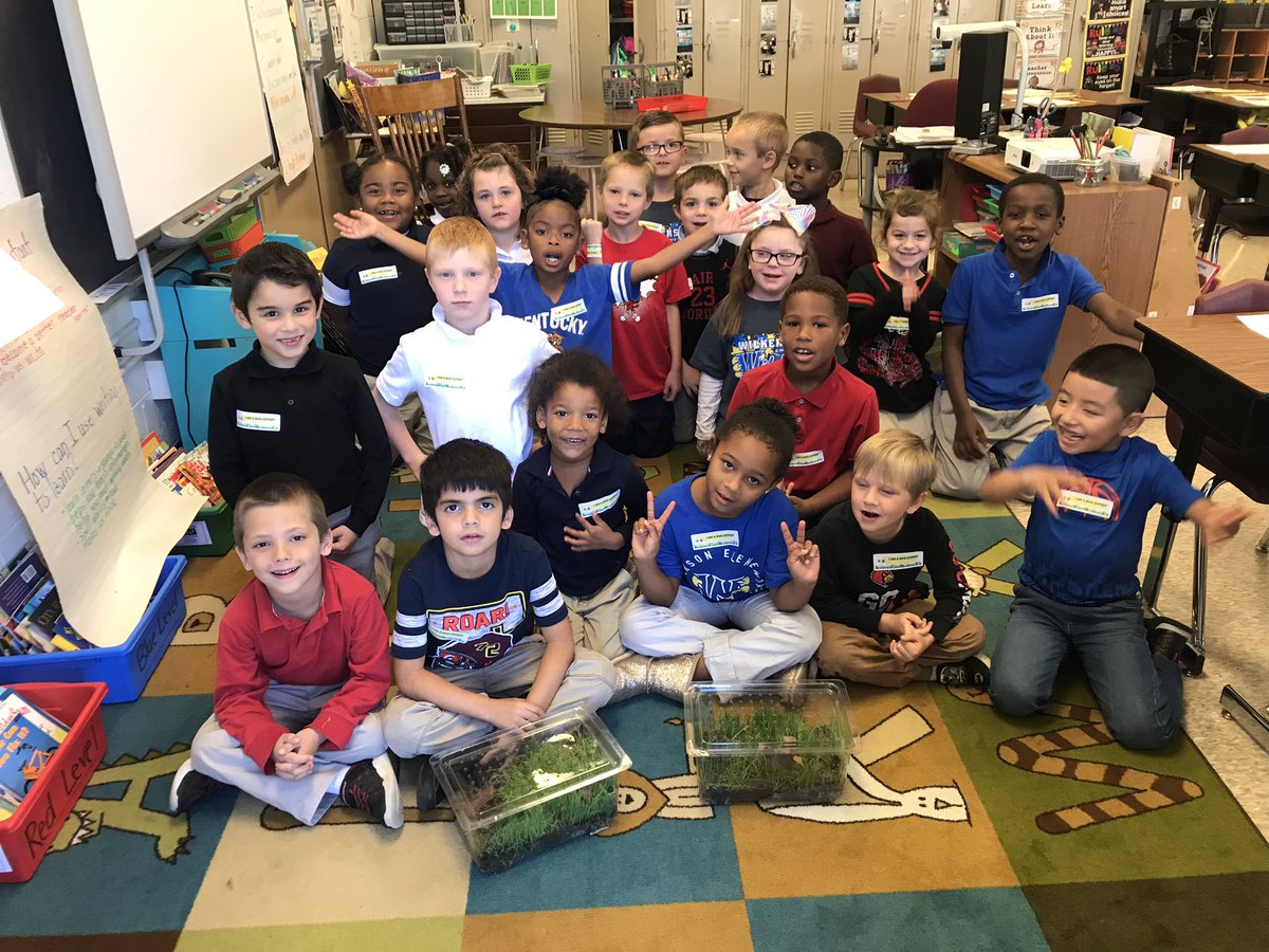 teachDudeck's tweet photo. Ss @WilkersonT are bug experts! #JCPSScience #bugexperts #deeperlearning  Thank you Mr. Allen! https://t.co/qzSAMXvg0D