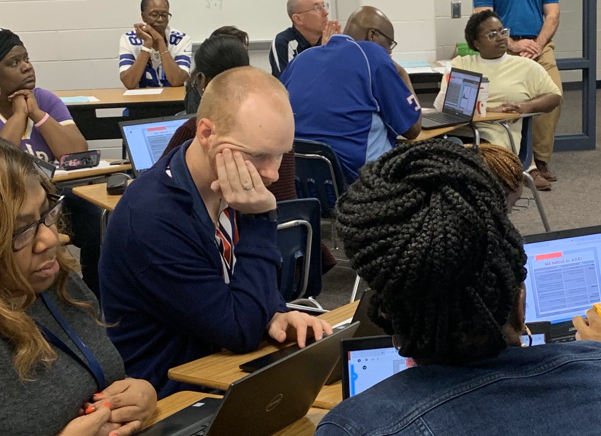 counselors_bms's tweet photo. Morning PD with none other than @nearpod, our campus fave!#engagedpd #pdwithnearpod https://t.co/8BctAgVXb1