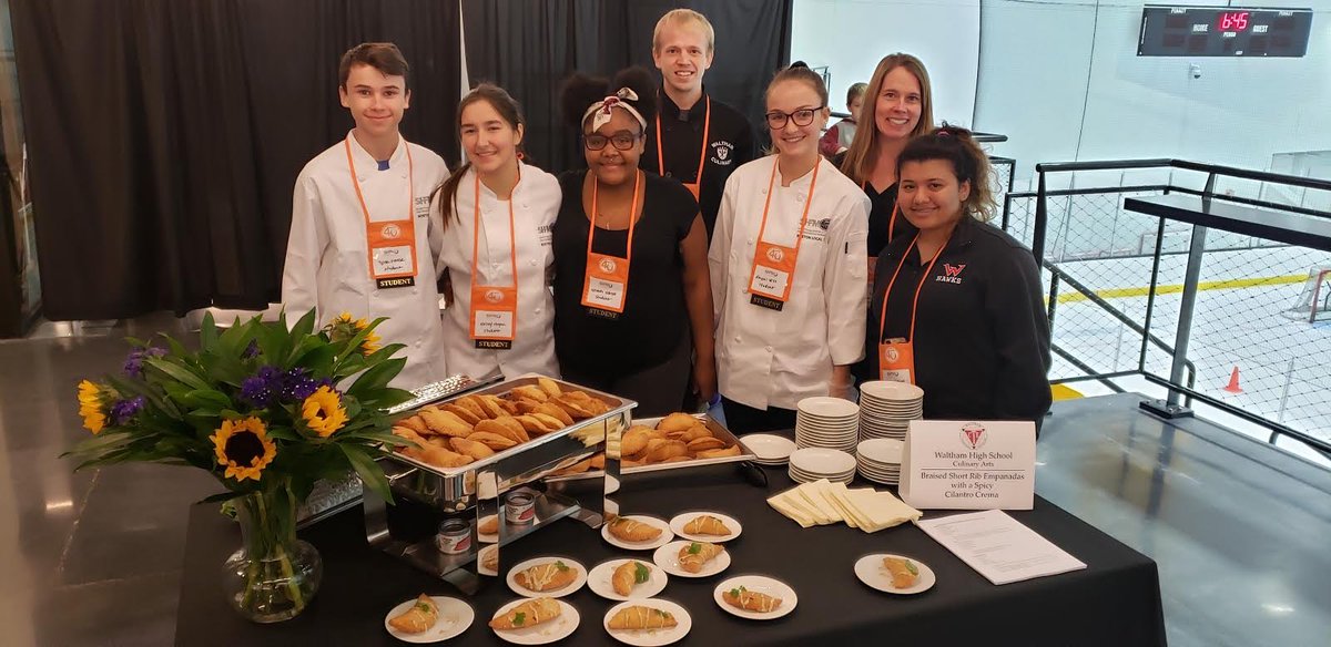 WHSCTEprograms's tweet image. Culinary competed in an event called Rising Star Culinary Competition, Hosted by SHFM (Society for Hospitality and Foodservice Management) and Placed Second!!!  The Team served a Braised Beef Short Rib Empanada with Cilantro Lime Crema.