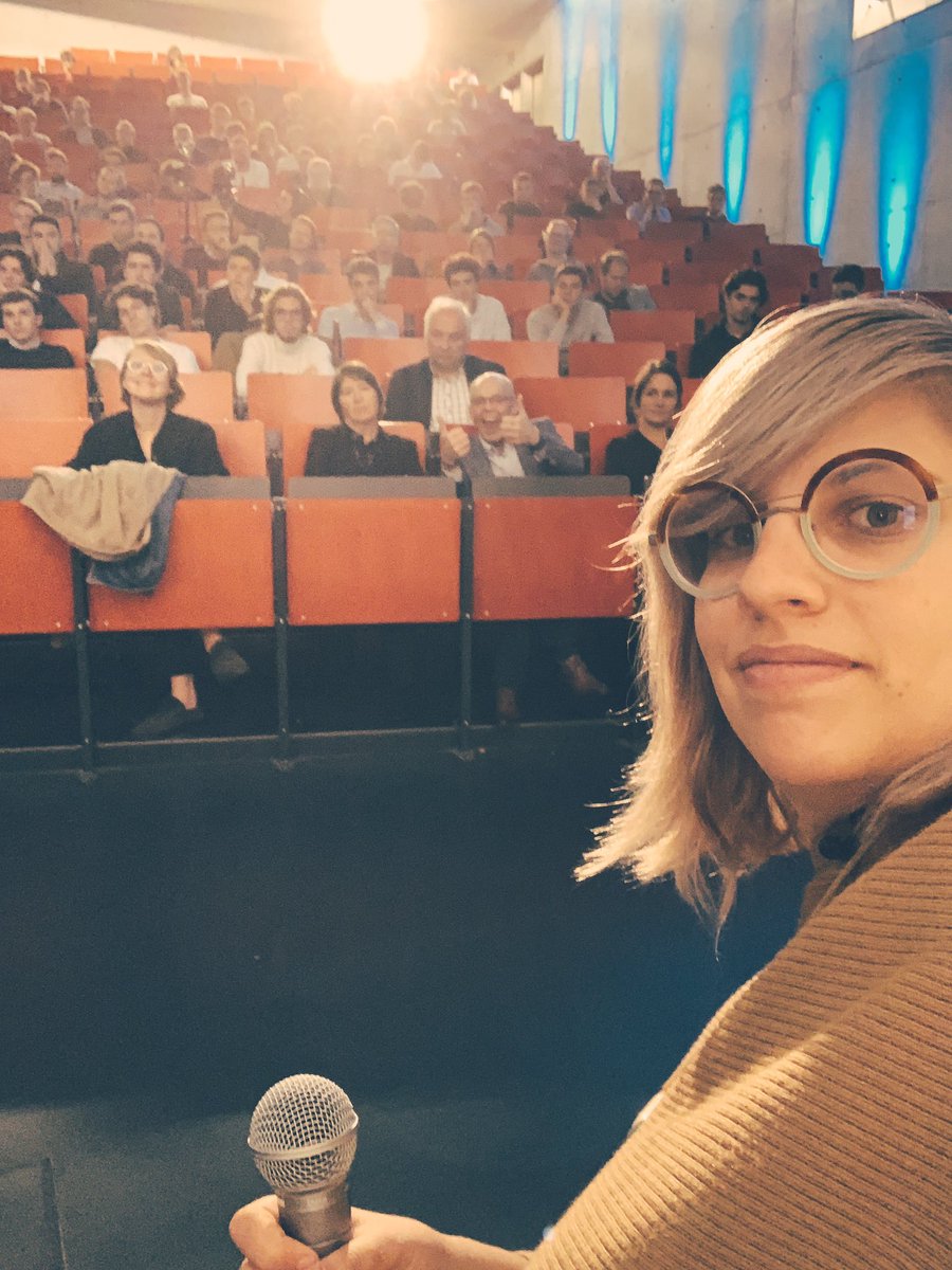 Magali_DeReu's tweet photo. Wat een event, wat een opkomst van ondernemersgezinde studenten op! 😍 

Bedankt, @FLYSE_BE! https://t.co/epHrBpwHDX