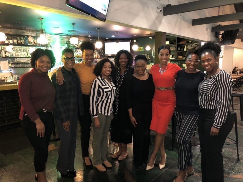 ColorCommntwk's tweet photo. Hosted by “Champagne Show and Tell” founder Shehara Downing, the event featured networking tips, ideas and more! #ColorCommHOU https://t.co/nk7Oh2rqyp