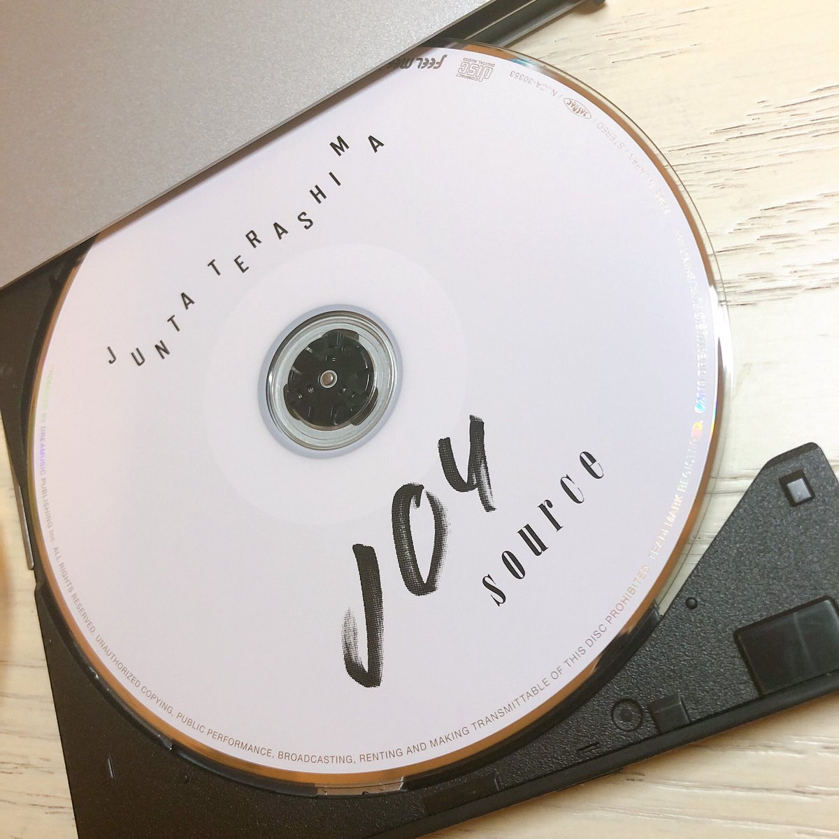 sche1nt's tweet image. 吃安利!! 
第一次用這個詞，也不知道有沒有用錯。
第一次零距離看她追星、好可愛。
謝謝、謝謝。
歷經千辛萬苦終於把CD裡的歌弄到電腦和手機裡了、感動。
#寺島惇太 
#JOYsource