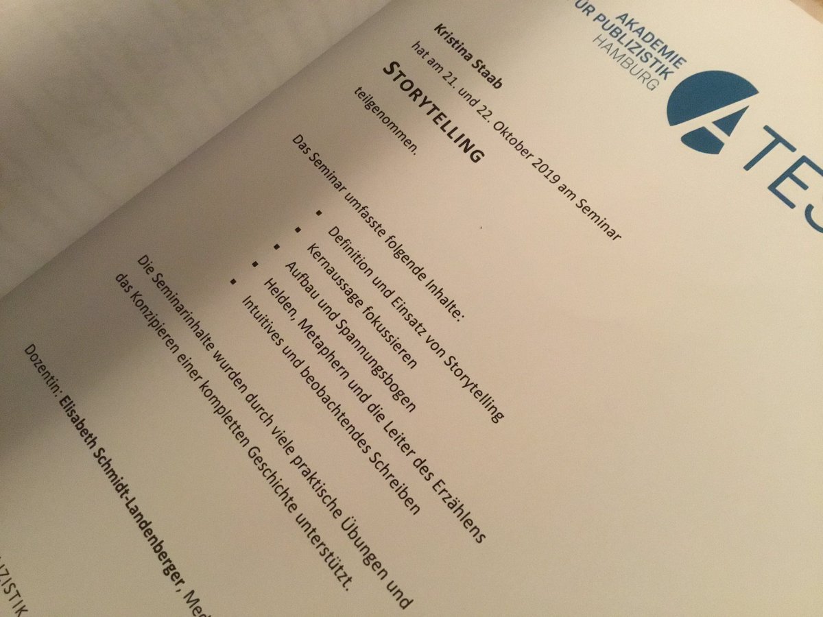 harfenklang's tweet photo. So also entsteht eine schöne Geschichte. #Storytelling bei Elisabeth Schmidt-Landenberger an der #AkademiefürPublizistik. Check. https://t.co/FQ6SHcrqGB