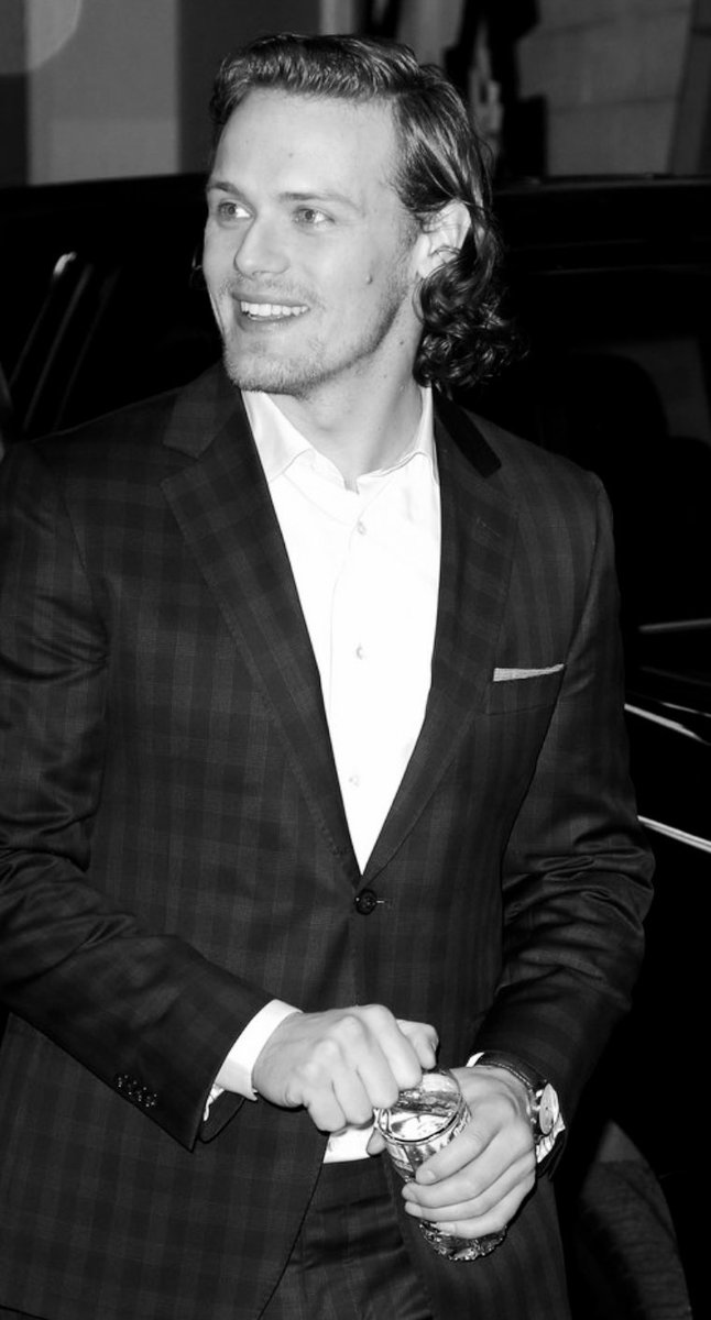 ladybay8's tweet photo. @Sheugs @barbaramills1 @sarahjaswim @LaurelSchuett @pjl24 @GHJNancy @ClanHeughan @mary_markssngr @Emmalines_Mom @beachcrazy70 @Safer_Place @witchofgric @nanfan15 @samheughanfan1 @SamHeughan @TartarugaTanya @gandusio @danielalippke @Sass3Journey @JEACARD @newenglandgrl @misty_maggie @debrob1947 @reddgirl56 Oh yes #SweatySam thanks! And then he can dress up and have a beer😘🍺 https://t.co/AVLQzDC6eg