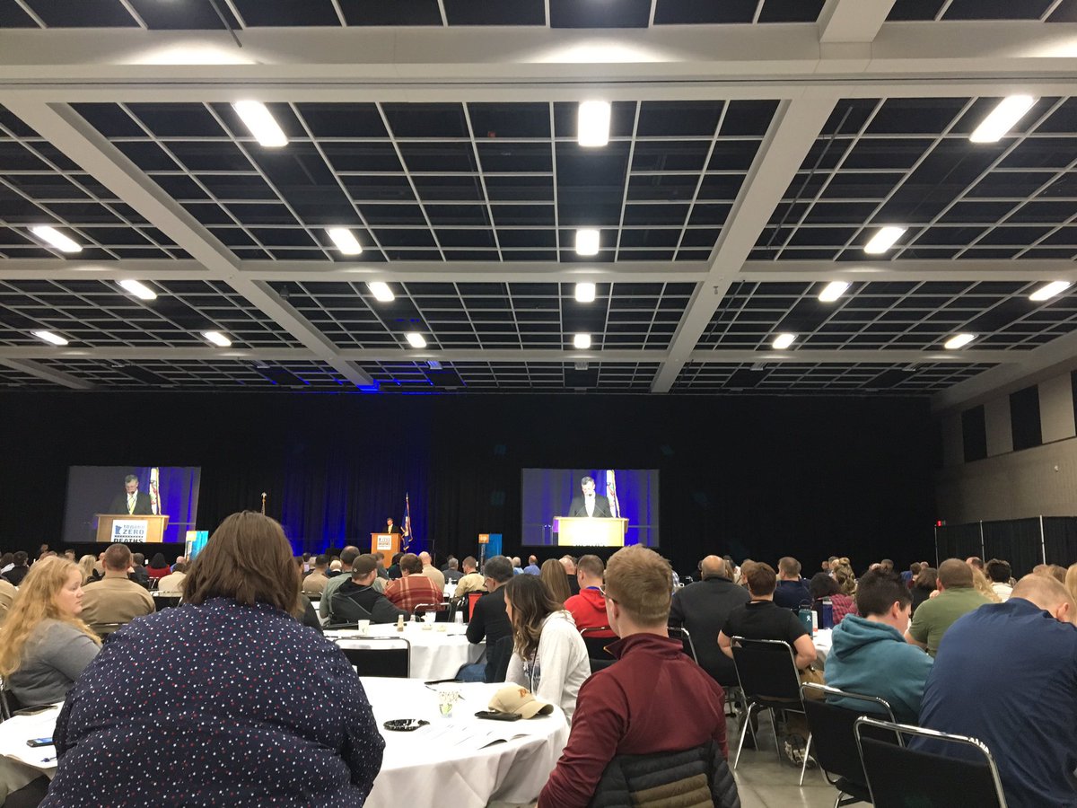 MnDOTcentral's tweet photo. 381 people died on MN roads in 2018. @MNTZD is working with city, county and state agencies along with other partners to reverse that trend by spreading messages year round and at today’s statewide conference. This year we’re celebrating #mnhandsfree law to make roads safer! https://t.co/SURvQLTyps