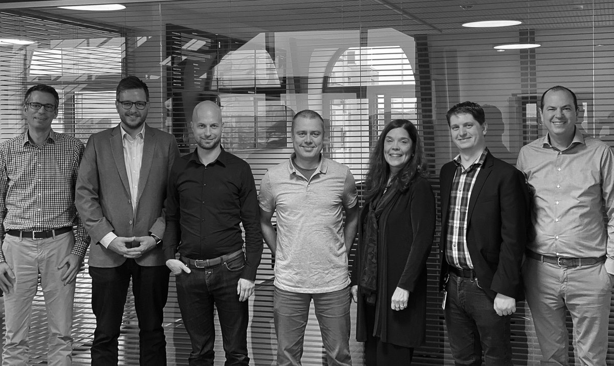 Thanks <a href="/Sue_Bohn/">Sue Bohn</a> and <a href="/_billhughes/">Bill Hughes</a> for visiting @glueckkanja HQ to talk with Stefan, <a href="/cekageka/">Christian Kanja</a>, @janvonkirchheim, <a href="/KarstenonIT/">Karsten Kleinschmidt</a> and our friend <a href="/ITPirate/">🏴‍☠️ Alex Benoit 🏴‍☠️</a> about our Cloud Security Operations Center and the vision (and bridges) to cloud identity. Have a nice trip home!