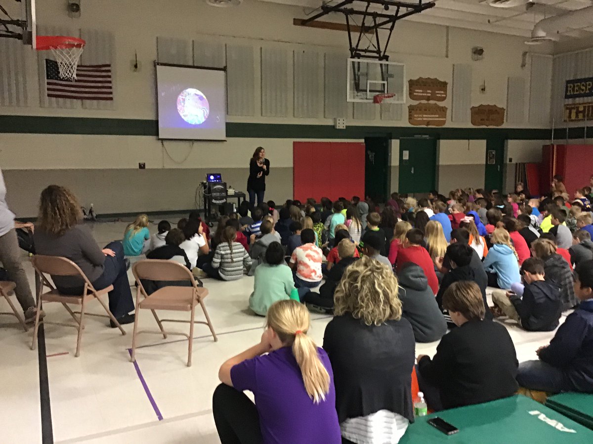 PullmanElem's tweet photo. Thank you to @RedBalloonBooks for bringing author Jacqueline West to @PullmanElem today, we can't wait to keep reading your books! https://t.co/ASaGY1HgCs