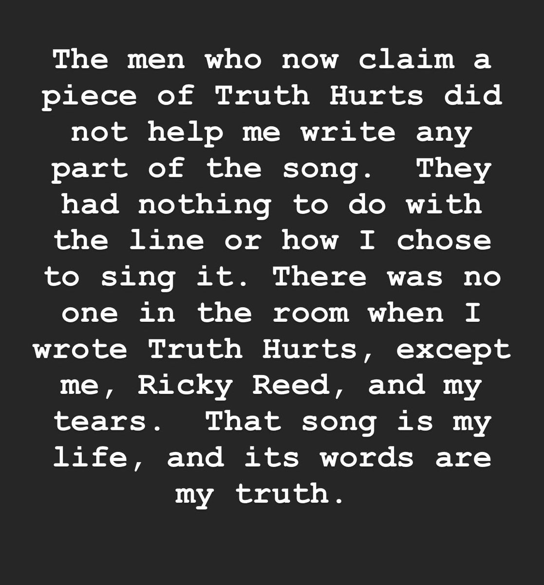 lizzo's tweet image. 