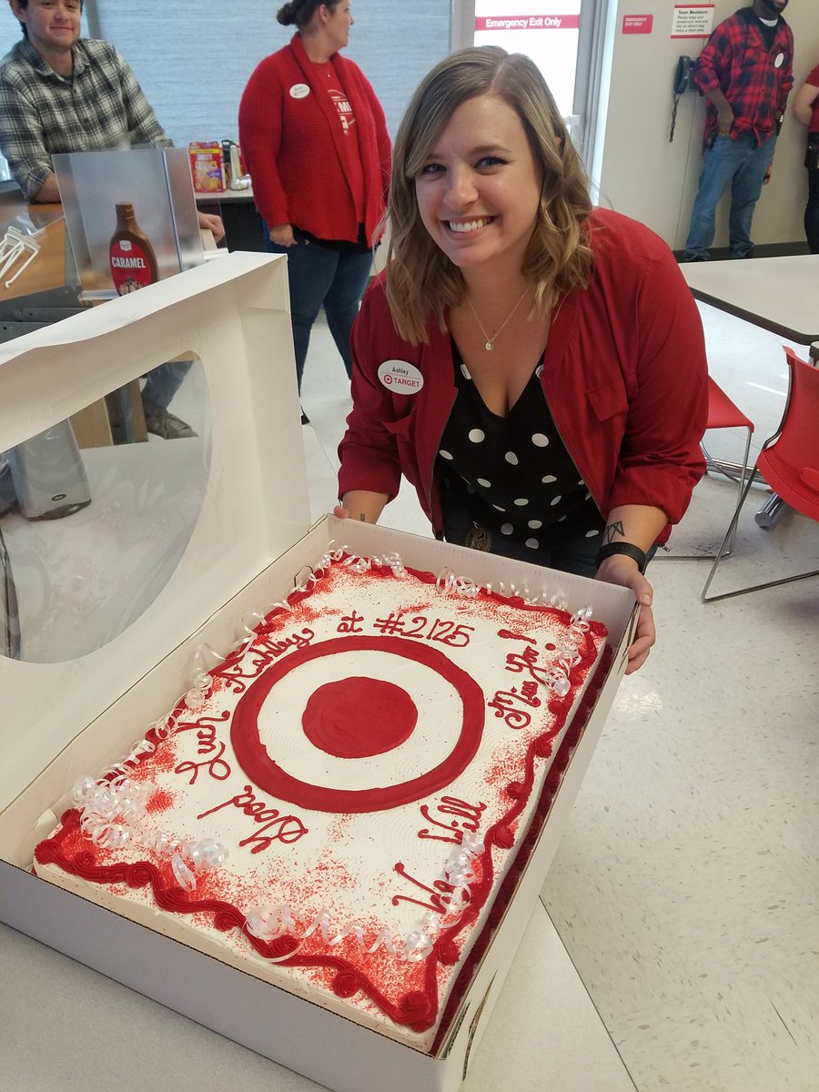 Best wishes to a wonderful HR Leader @ashmclaugh715 . We wish you the best in your new adventures @ T2125 and will miss you here at T2010. <a href="/fav_barista/">Kay 🌶</a> <a href="/DrewGuenther/">Drew Guenther</a> <a href="/DakeetaH/">Dakeeta Big Hair</a> <a href="/maureenreikofsk/">Maureen Grogan-Reikofski</a>