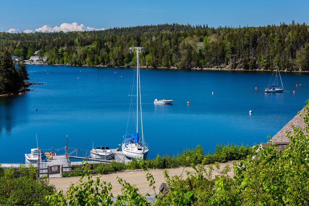 Happy #WaterviewWednesday!

Imagine cozying up in front of the fire and listening to the rain.

Like this scenario? Make it yours: reddoorrealty.ca/listings/detai…

Contact RDR's Alex Astbury to find out more: 902.499.1119, alex@reddoorrealty.ca

#oceanview #dreamhome #icouldlivehere
