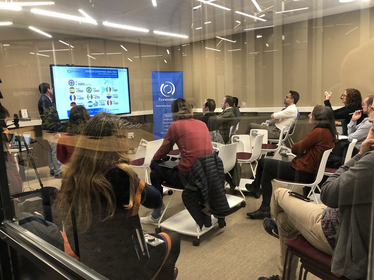 Hoy tenemos #meetup con <a href="/molinasantiago/">Santiago Molina</a> <a href="/rgarciadelacruz/">Rodrigo Garcia Cruz</a> <a href="/PaulaCardenas4/">Paula Cárdenas</a> “Internacionalización” 🙌🏻💥 #Finnovating <a href="/utopic_us/">Utopicus</a>
