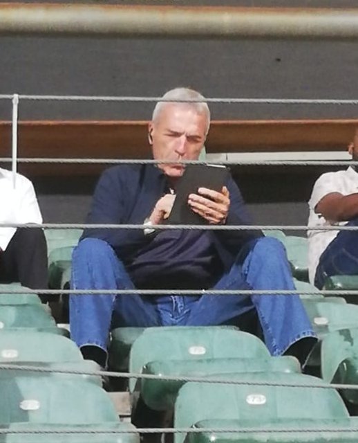BraMahlatse's tweet photo. #KaizerChiefs coach #ErnstMiddendorp is here at #LucasMoripeStadium to watch #MamelodiSundowns. #AbsaPrem https://t.co/VQzw3n1DaT