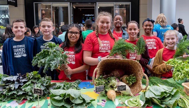 If you're near downtown, check out the <a href="/GreenOurPlanet2/">Green Our Planet</a>  Student Farmers Market today at the <a href="/ClarkCountyNV/">Clark County Nevada</a> Government Center Amphitheater for some truly locally-grown produce! bit.ly/35Yj4pB