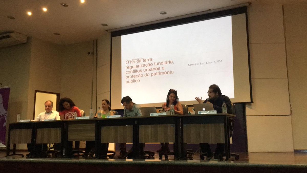 Juscidade's tweet photo. Nossa participação no X Congresso Brasileiro de Direito Urbanístico na mesa de debate sobre o nó da terra: regularização fundiária, conflitos urbanos e proteção do patrimônio público. @UFToficial #IBDU #XCBDU https://t.co/FKeYUgpa2f