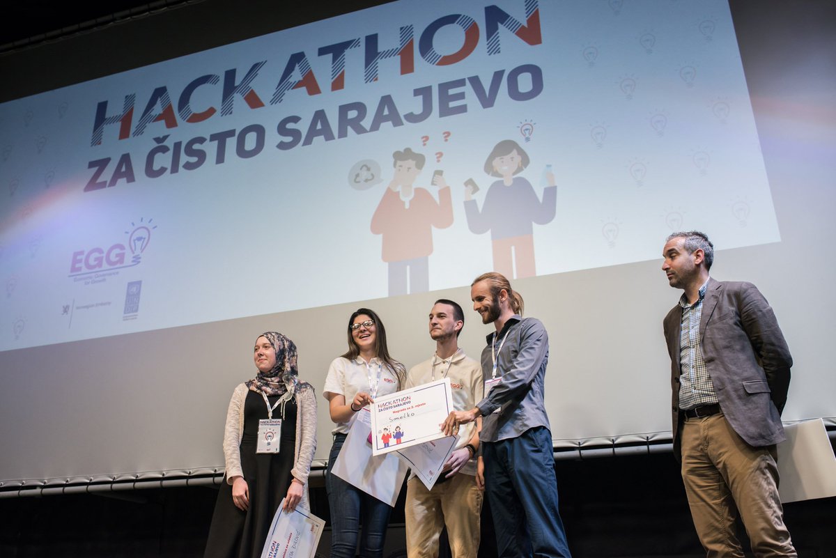 UNDPBiH's tweet photo. Hackathon #ZaČistoSarajevo je završen! 3. mjesto dijele timovi CleanShot i SmartBin, 2. je tim Smećko, dok je pobjedničko rješenje kreirao tim CleanSa. Čestitamo svima i radujemo se daljem razvoju njihovih rješenja! #EGG 

Podržano od Vlade Norveške, @vladaks_ &amp; @UnlimitedBIH https://t.co/a6VtEtpKzV