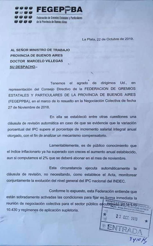 SindicatoDSalud's tweet photo. ➡️ #Ahora: #EstatalesParitarias La @FEGEPPBA presentó 📝 formalmente un nuevo pedido de apertura de paritarias urgente a🏢 @TrabajoPBA en #LaPlata https://t.co/MrVqAw9npK