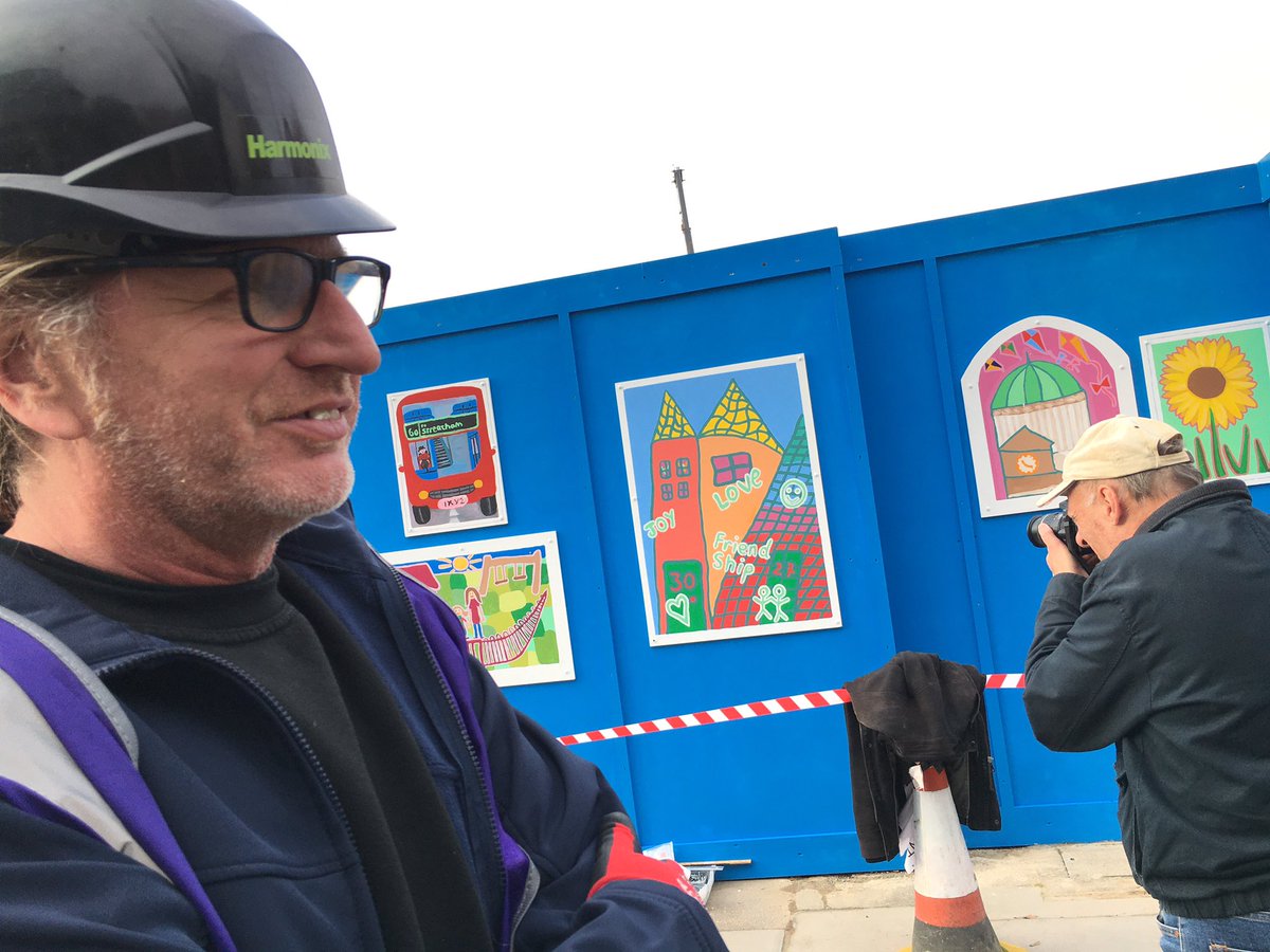 Thank goodness Pat’s on site to keep it all under control @Harmonix_Const #BlueHoardingProject visit our new open air gallery from tomorrow and let us know what you think @streatfest