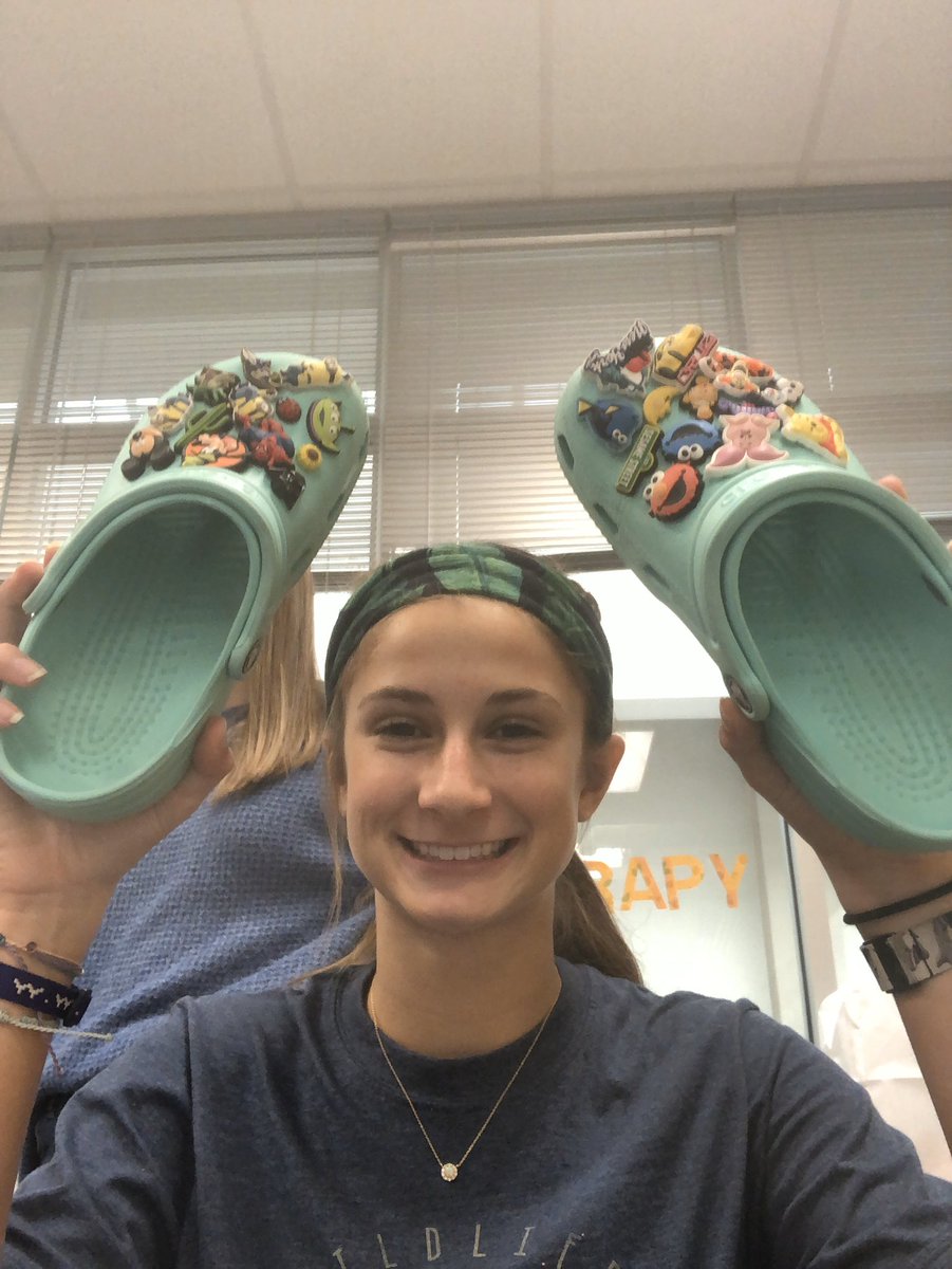 ashleyy_nashh's tweet photo. Happy croc day!!! 🐊 so happy I’ve filled every hole @Crocs #CrocDay #CROCTOBER https://t.co/zRKywnzUWQ