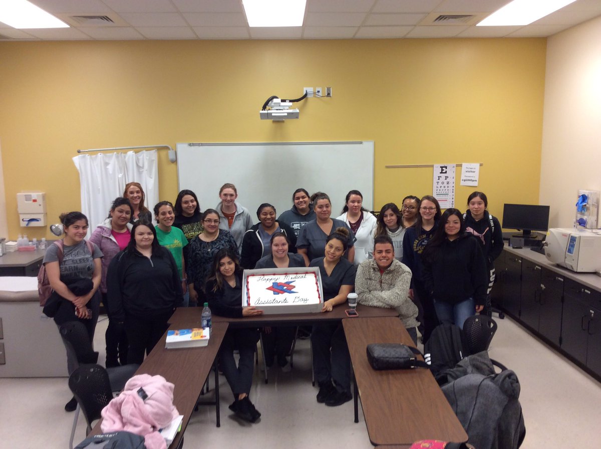 KckccMedical's tweet photo. Happy Medical Assistants Day! #KCKPROUD https://t.co/vm6rIikWfg