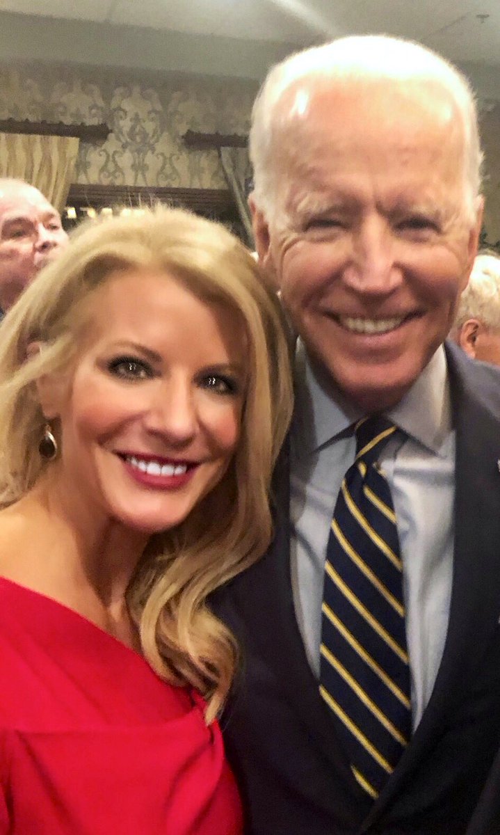 Lupin528's tweet image. Such an honor to meet VP Joe Biden last night back in our hometown 🇺🇸
#JoeBiden #Biden2020 #scrantonjoe #nepa