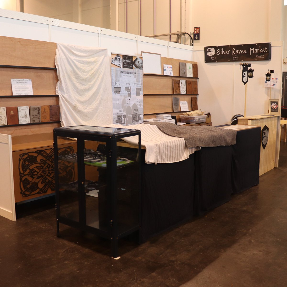 MarketSilver's tweet photo. Our shop is set up and tucked in for a good night's sleep before the door of @SPIEL_Messe open tomorrow morning 🌛
#SPIEL19 #spiel2019 #dndstore #ttrpg #ttrpgcraft https://t.co/W6fsPIz463