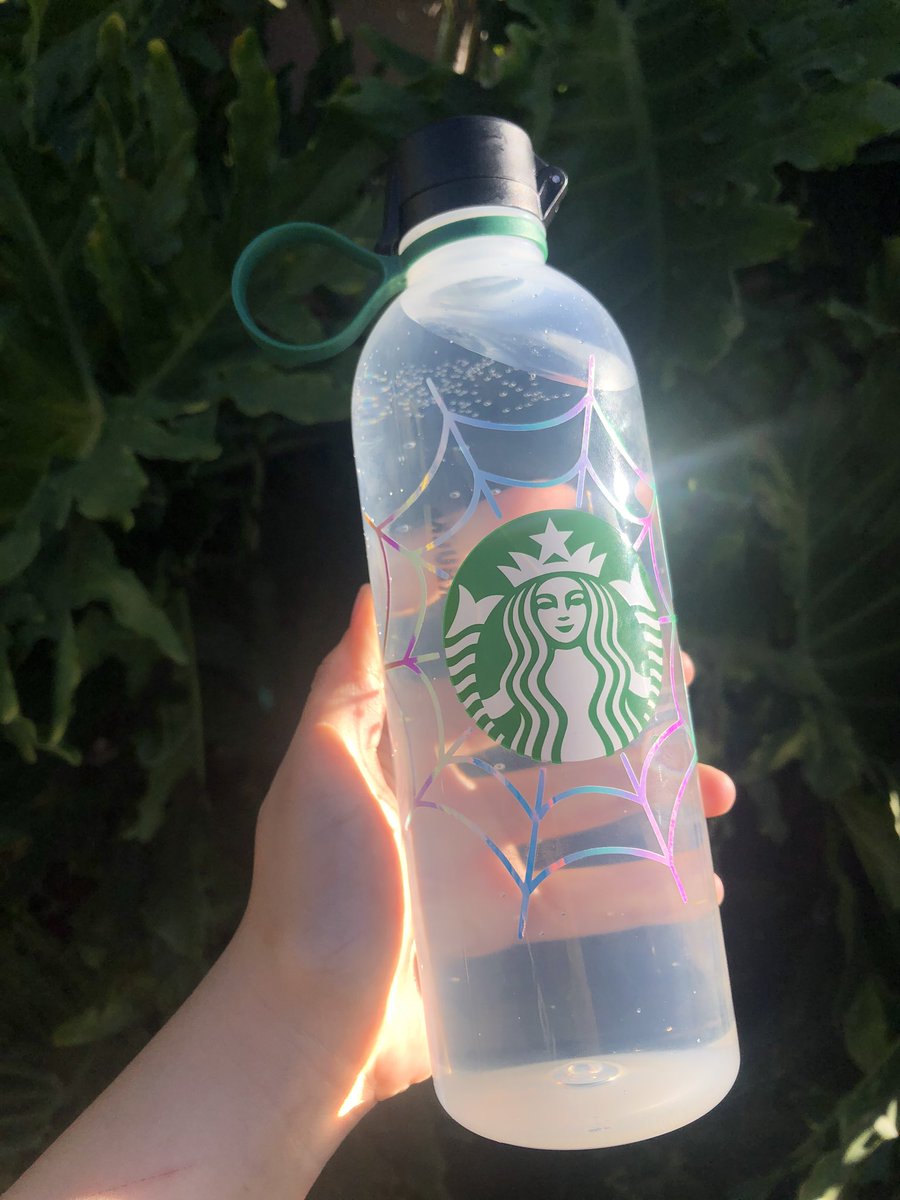 Added a spider to my water bottle that I made a while ago uwu 