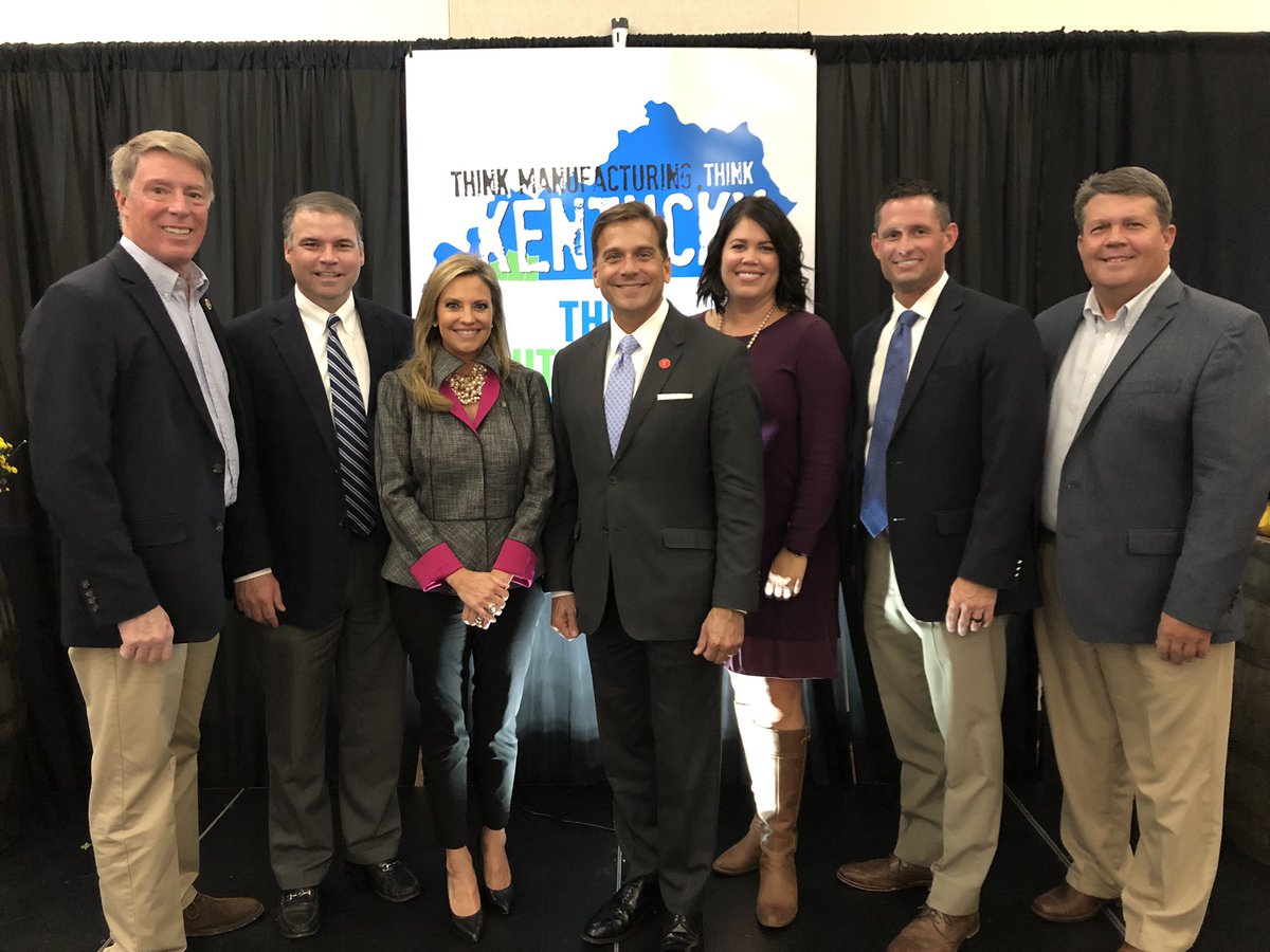 We had a GREAT turnout for our Industry Appreciation Luncheon today at The Bruce Convention Center! Thanks to all that attended , thanks to our sponsors and to Vivek Sarin, for being our keynote speaker! #economicoutlook #economicdevelopment