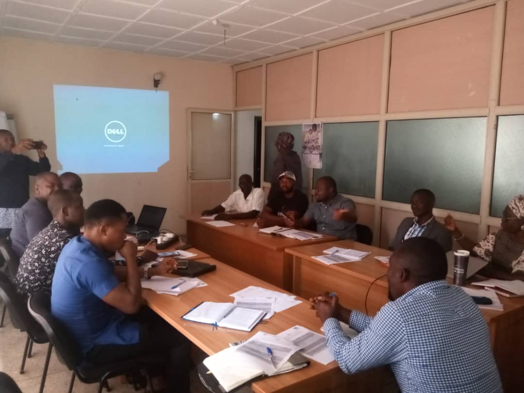 calped4devt's tweet photo. Today: @calped4devt at the Reflection Meeting on #CommunityDevelopmentCharter process facilitated by @perlnigeria in Kaduna.

#KDCitizensEngageBudget https://t.co/xqIOivGGiM