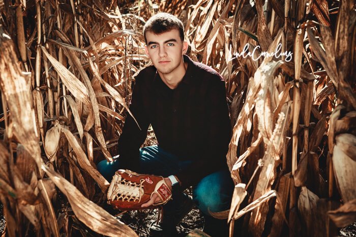 Your Life. Your Story. Your Way. 👈🏼 What says Indiana better than cornfields and baseball??!  #812seniors #lcpseniors #lindacorneliusphotography #2020LCPseniorInfluencers #lcp2020ambassadors