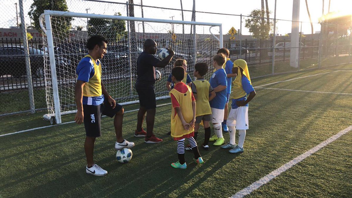 TheMiamiFC's tweet image. Several of our first-team players out in the community supporting the grassroots of soccer around South Florida ⚽️⭐️

#MiamiSoccer #MiamiFootball #USSoccerDevelopment #Miami #MiamiFC #SoccerTeam