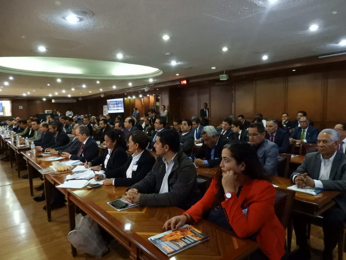 carloshabacuc's tweet photo. En la Reunión Plenaria de Presidentes #Canaco en las instalaciones de @Concanaco en la #cdmx, me acompañan #CarlosAstorga y #AlejandroParedes https://t.co/Hp68PQUVmP