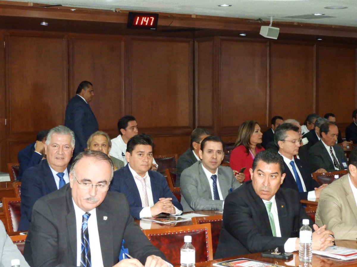 carloshabacuc's tweet photo. En la Reunión Plenaria de Presidentes #Canaco en las instalaciones de @Concanaco en la #cdmx, me acompañan #CarlosAstorga y #AlejandroParedes https://t.co/Hp68PQUVmP