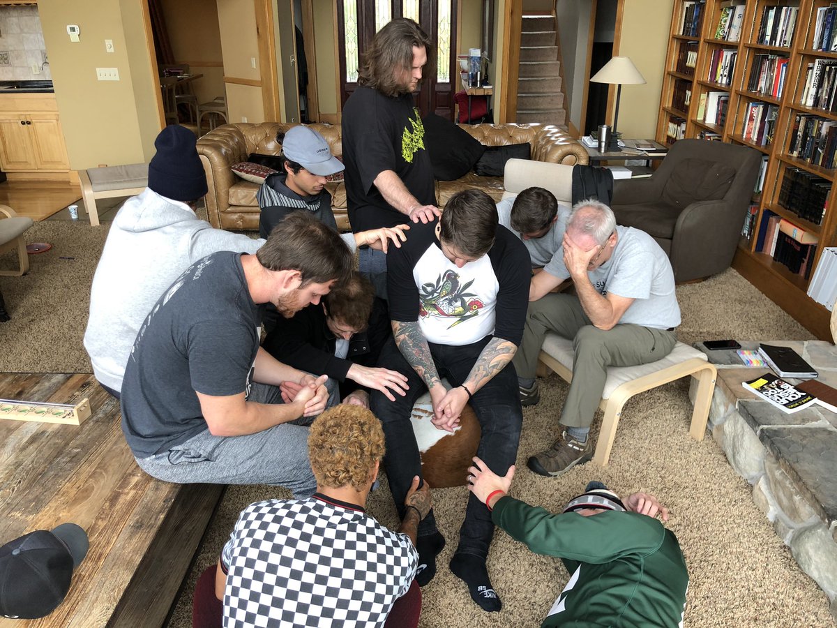 chronicjoy's tweet photo. Sending out a brother who completed the program today! Praise God for redemption! #redemption #ChristOverAddiction #redemptionhouse #addictionministry https://t.co/OZ7gq0JXVT