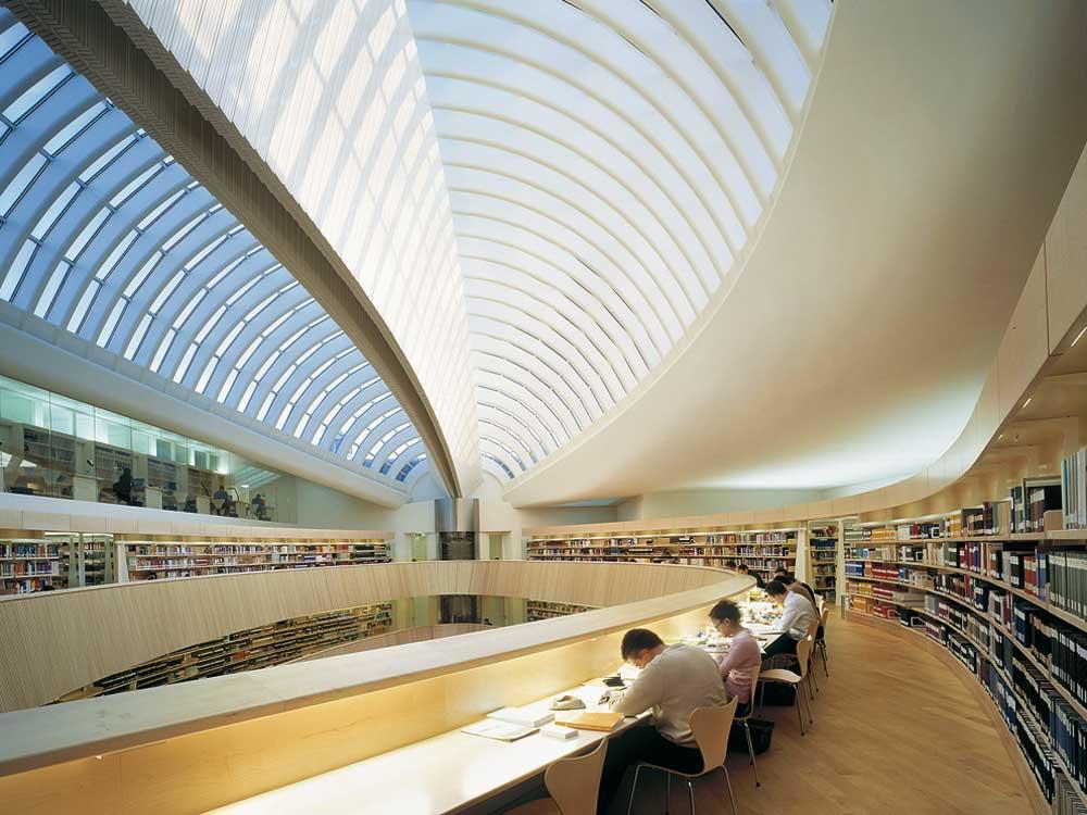 Notoriously expensive Santiago Calatrava did an expansion in notoriously expensive Zurich for $1,072 psf, half Rego Park's cost (which won't have starchitect design). Bibliothek der Rechtswissenschaften Fakultät der Universität Zürich:  https://libereurope.eu/wp-content/uploads/2013/10/LAG_LIBER2006_documentation.pdf (via @sea_Baugruppe)