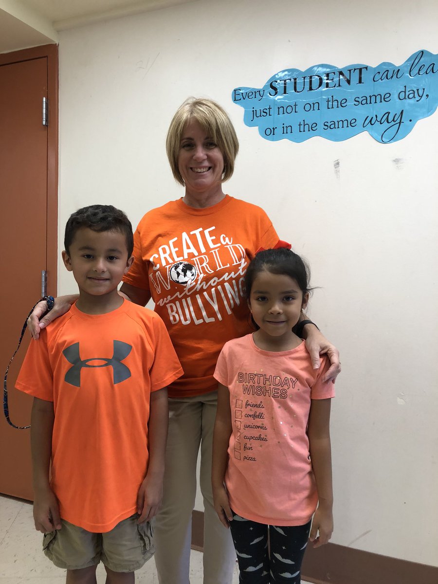 ARodriguez2001's tweet photo. Crestwood Elementary is celebrating Unity Day. We are wearing orange to support students who are being bullied.
Make it orange and make it end!
United against bullying! @baldwinclass4
@HCPSCrestwood1 @HCPSArea2 https://t.co/BKmo9B5wHw