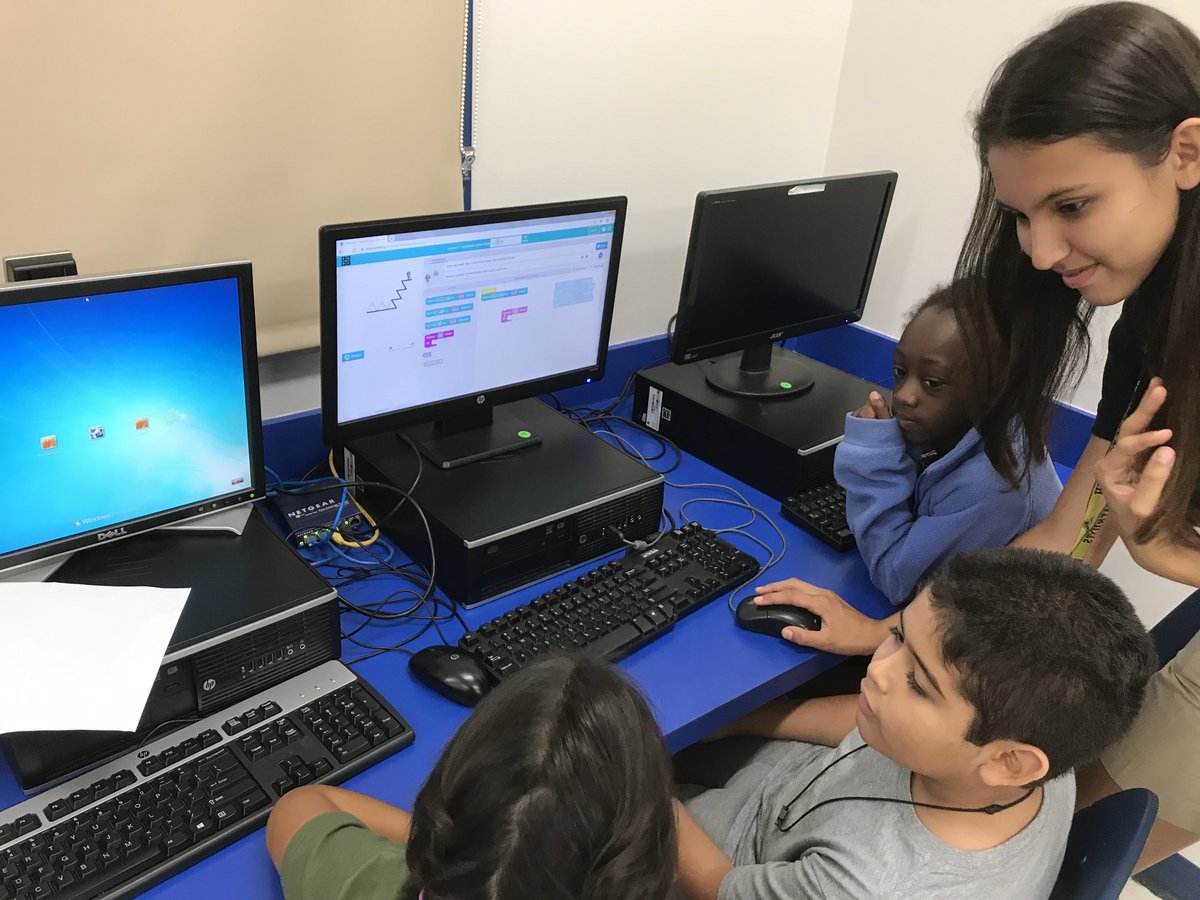 AHSBroward's tweet image. CODING FOR ALL: Our AHS Computer Science Society went to the local Boys and Girls Club of Broward County to teach students about computer coding and programming. #bgcbc #realifeskills #codingforall #computerscience